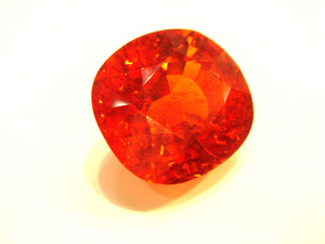 Mandarin Garnet 100cts