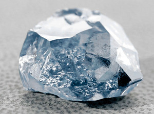 The Blue Moon Diamond Rough