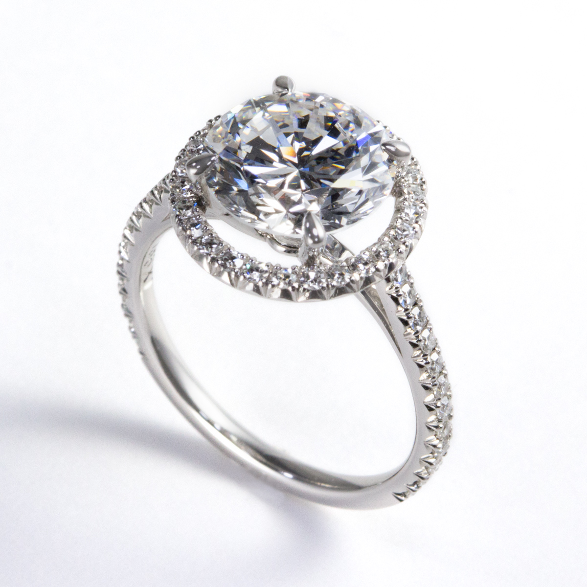 プラチナ ダイヤモンドリング | 商品一覧 | 宝石・ジュエリーの相談 